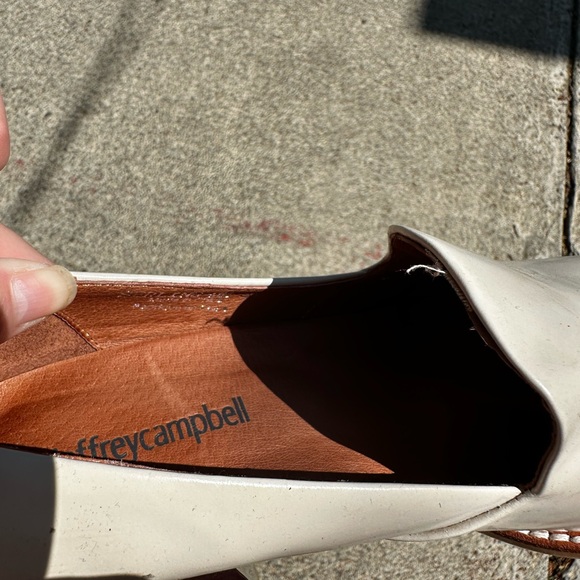 Cream leather loafers. Fun heal - Picture 2 of 3
